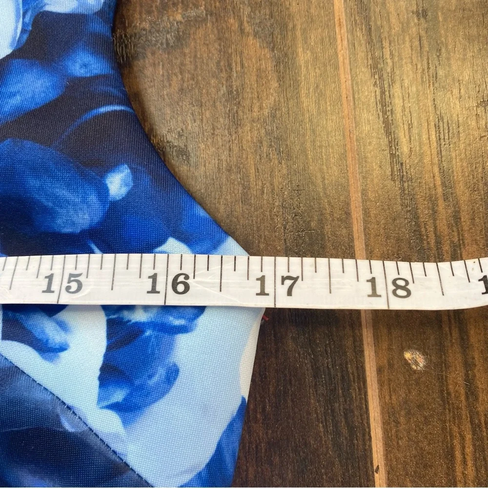 T. Tahari Sleeveless Blue & White Floral Zippered Back NWT Size 4 - Picture 9 of 16